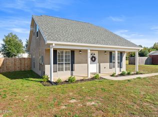 9110 Sunshine Dr, Youngstown, FL 32466