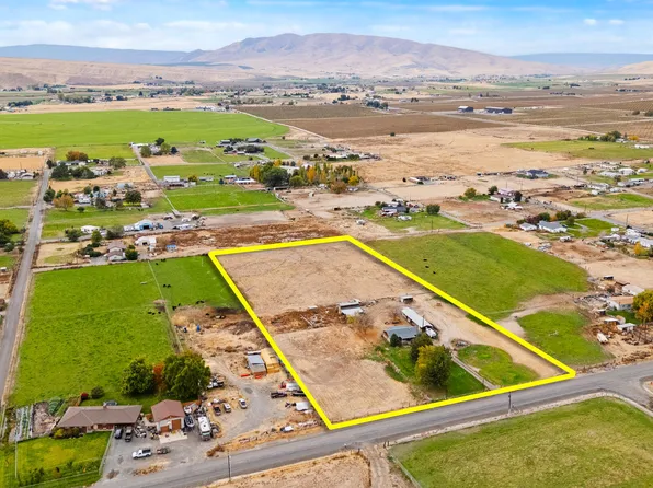 610 Sheep Company Rd, Selah, WA 98942