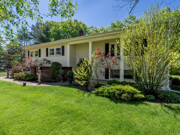 1 Cindy Avenue, Salem, NH 03079