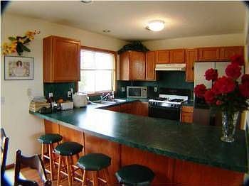 5th image of 1067 Bunkerway Dr SW