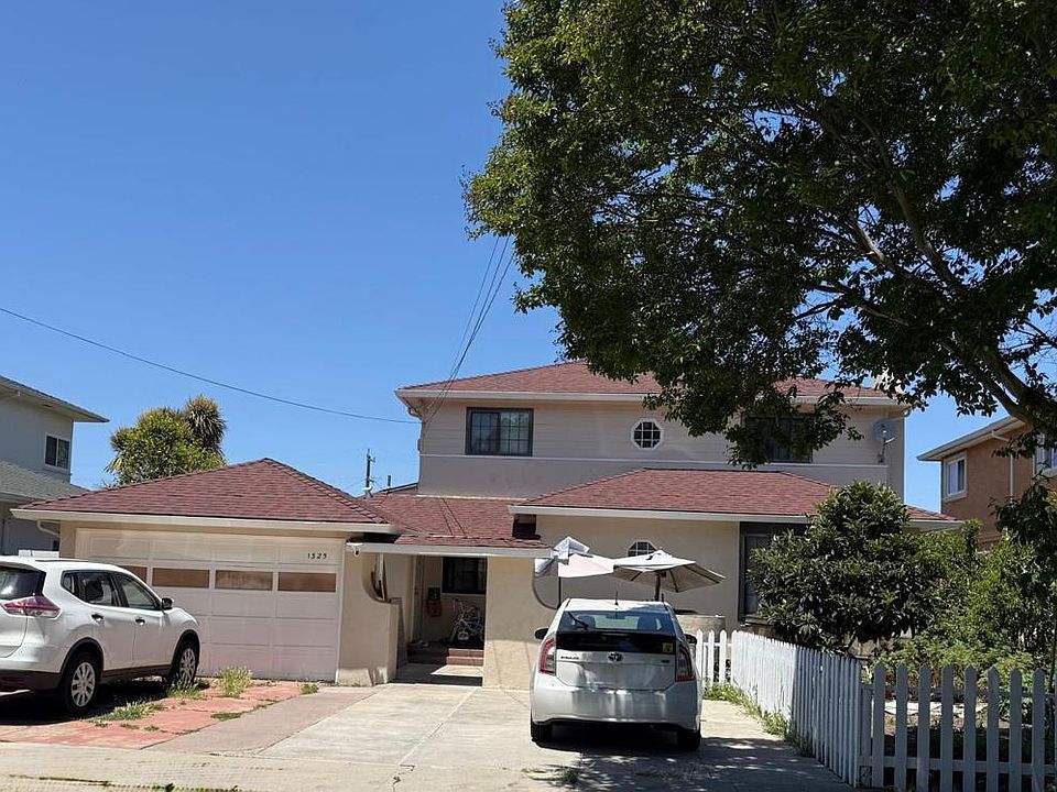 2nd image of 1325 148th Ave