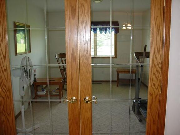 5th image of 2809 Knight Dr