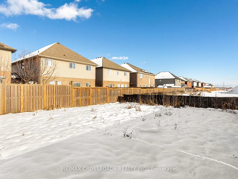 7 Colorado Blvd — Photo 32