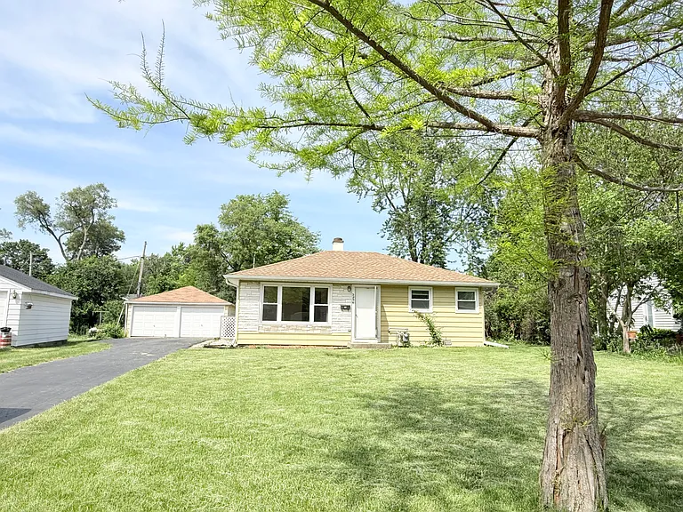 2904 Stork Ct — Photo 12