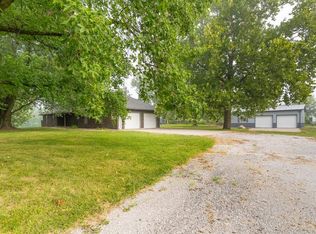 33850 10th Hwy, Excelsior Springs, MO 64024