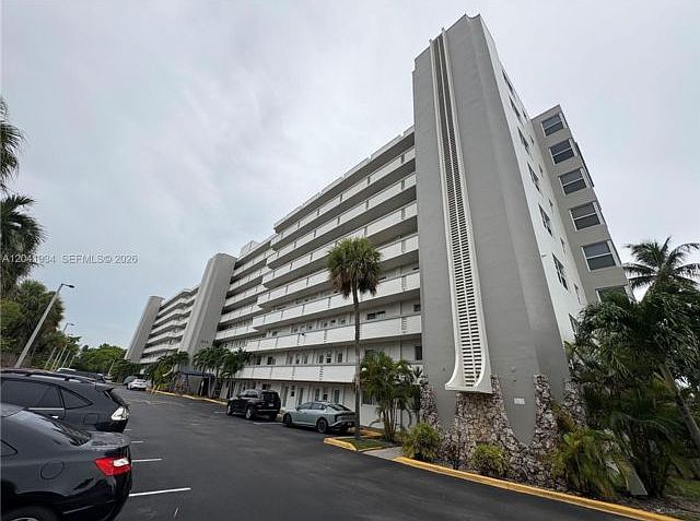 1st image of 1075 NE Miami Gardens Dr APT 211