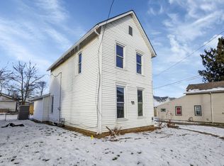 60 W Harrison St, Newark, OH 43055
