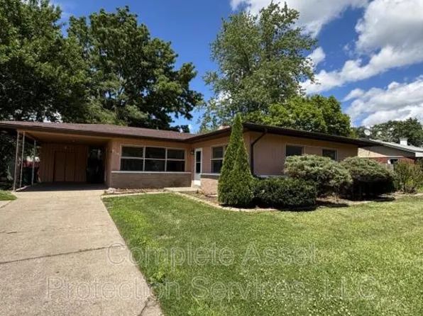 910 W 56th Ave, Merrillville, IN 46410