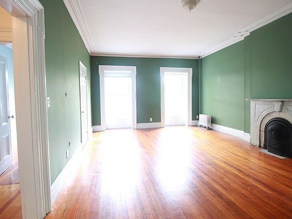 2nd image of 110 E 17th St APT 3F