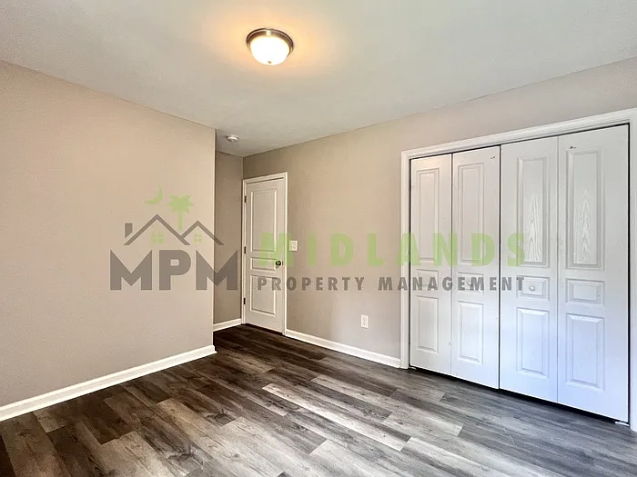 464 Edenhall Dr — Photo 43