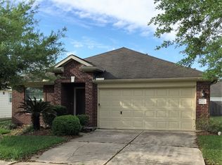 2102 Beacon Light Ln, Fresno, TX 77545