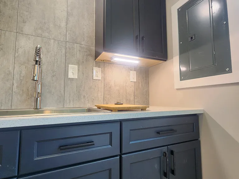 8139 Grand River Rd #2 — Photo 14