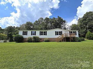 2540 Hart Hill Rd, Hickory, NC 28601