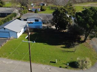 12900 Peach Tree Ln, Red Bluff, CA 96080