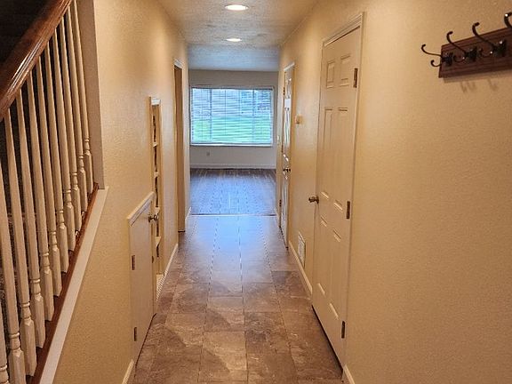 3rd image of 279C Magdalene Way Building 2
