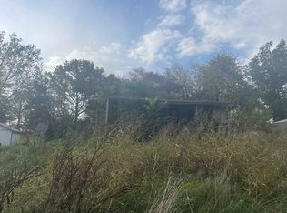 452 W Berna Dr, Scottsburg, IN 47170