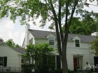 2620 Westwood Pkwy, Flint, MI, 48503