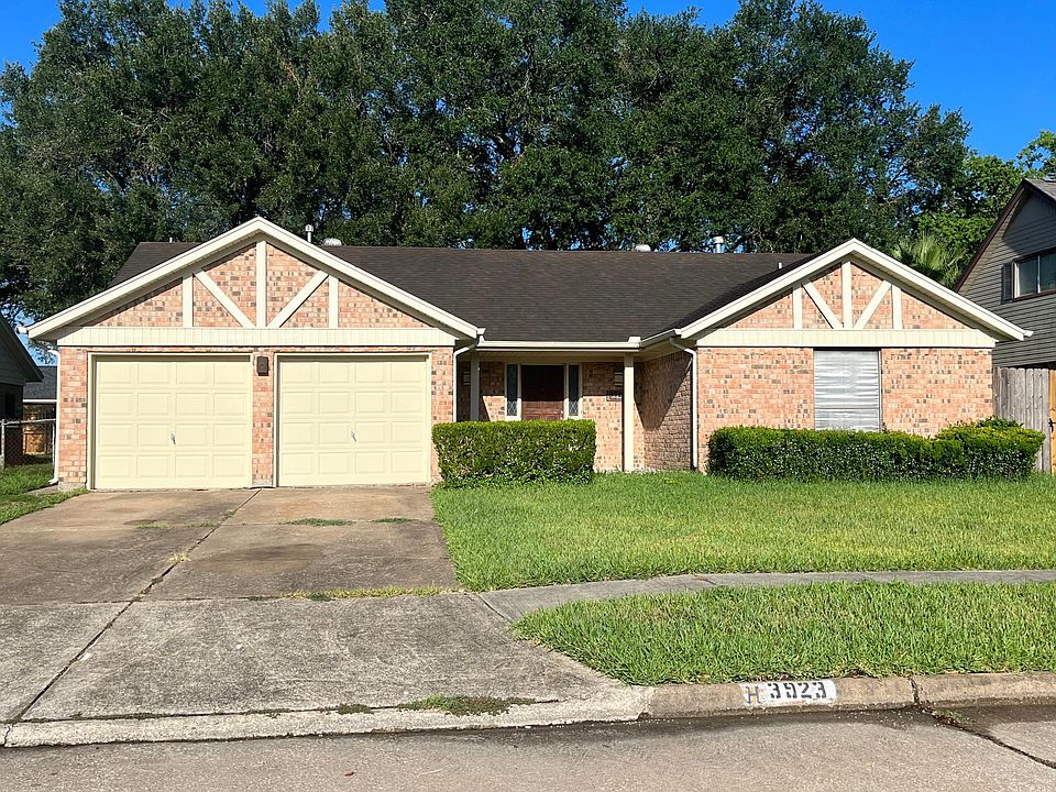1st image of 3923 Thistlewood Dr