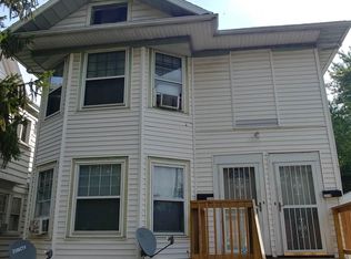 2210 N Knoxville Ave, Peoria, IL