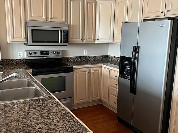 3rd image of 336 S Kalamazoo Mall Unit 505