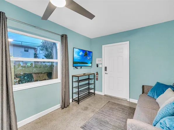 1715 NE 11th St, Fort Lauderdale, FL 33304