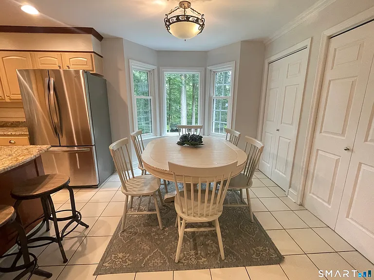 58 Heritage Ln — Photo 9