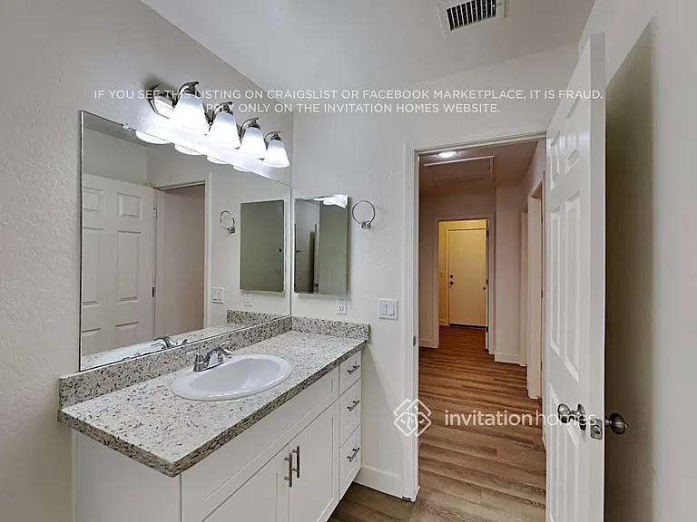 13737 W Solano Dr — Photo 16