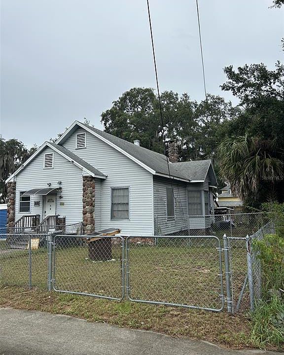 1st image of 103 E Ward Ave