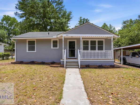 2009 E 57th St, Savannah, GA 31404