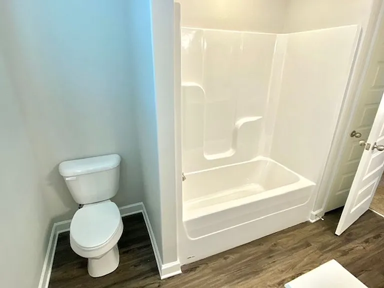 370 Azalea Dr — Photo 14