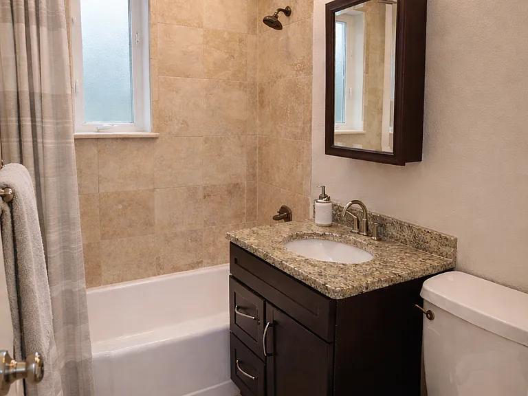 140 Beaconsfield Rd #3 — Photo 6