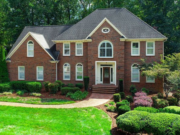 9 Kelvington Ct