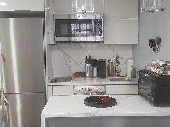 2nd image of 5 Tudor City Pl APT 315