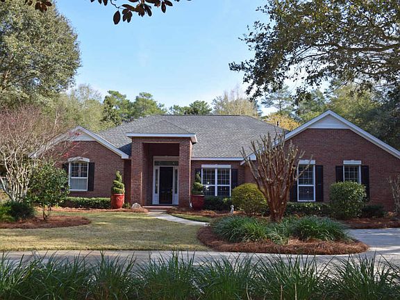2nd image of 2629 Edgewater Dr