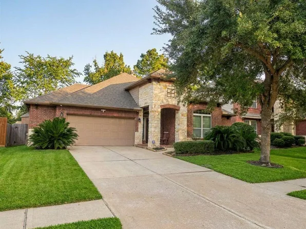 129 Autumn Forest Ln, Conroe, TX 77384