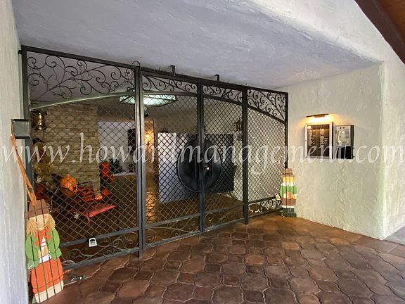 3rd image of 5650 Sumner Way Unit 215