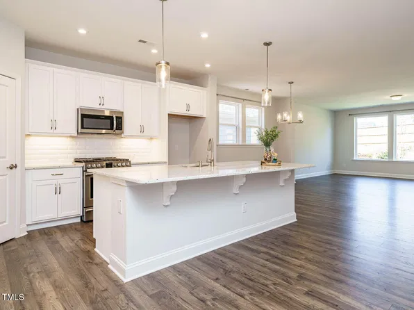816 Still Willow Ln, Wendell, NC 27591