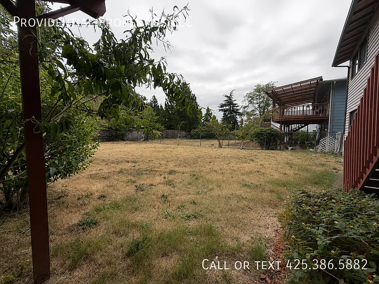 13316 22nd Ave NE — Photo 18