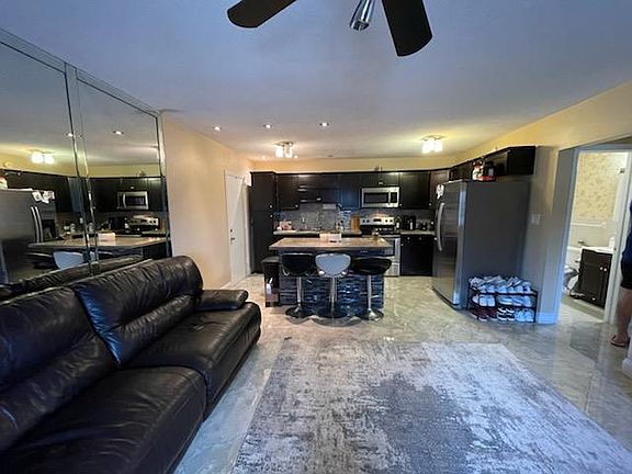 5th image of 2151 NE 68th St APT 204