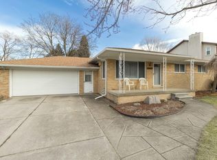 42850 Hanks Ln, Sterling Heights, MI 48314