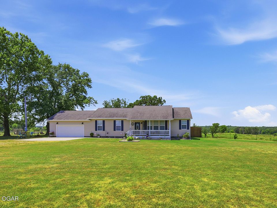 1st image of 1121 Iris Rd