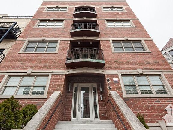 2nd image of 3718 N Wilton Ave #O4