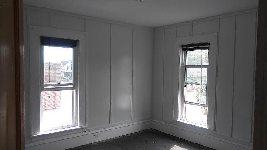 1st image of 523 Bay St #523