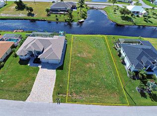 86 White Marsh Ln #320, Rotonda West, FL 33947