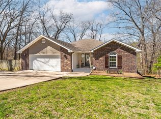 63 Reighton Dr, Bella Vista, AR 72714