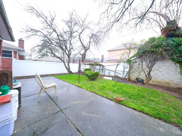 70-07 171st Street image 8 of 32