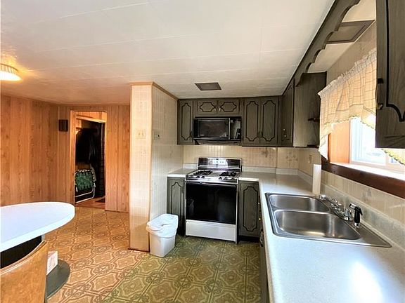 4th image of 311 Margaret Ave
