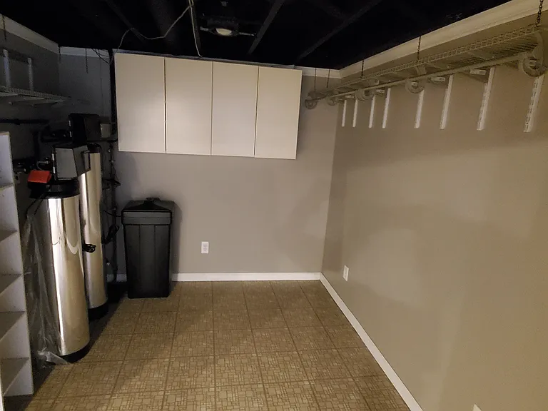 Large Closet in Basement Bedroom