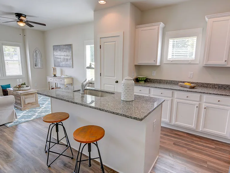 Oakwood Commons By Stella Homes — Photo 13