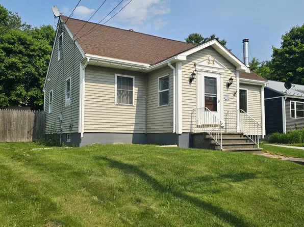 351 Maple Street, Bangor, ME 04401